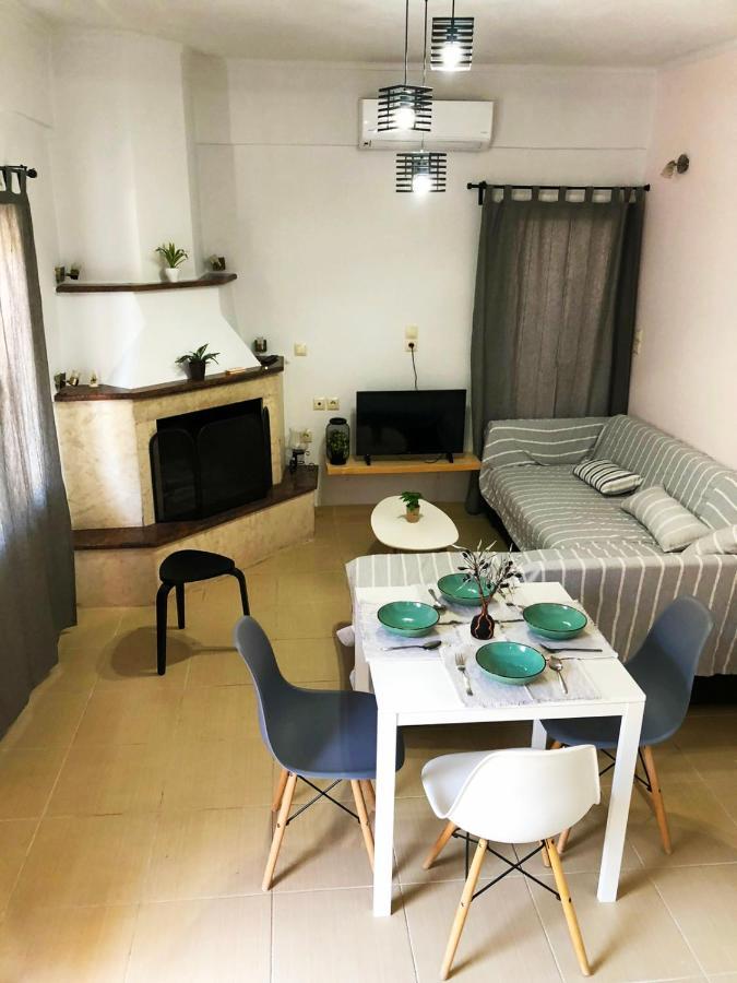 Τequila Sunrise Apartment Agios Petros  ภายนอก รูปภาพ